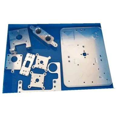 TILPASSET CNC METALDELE TIL ELEKTRONIK